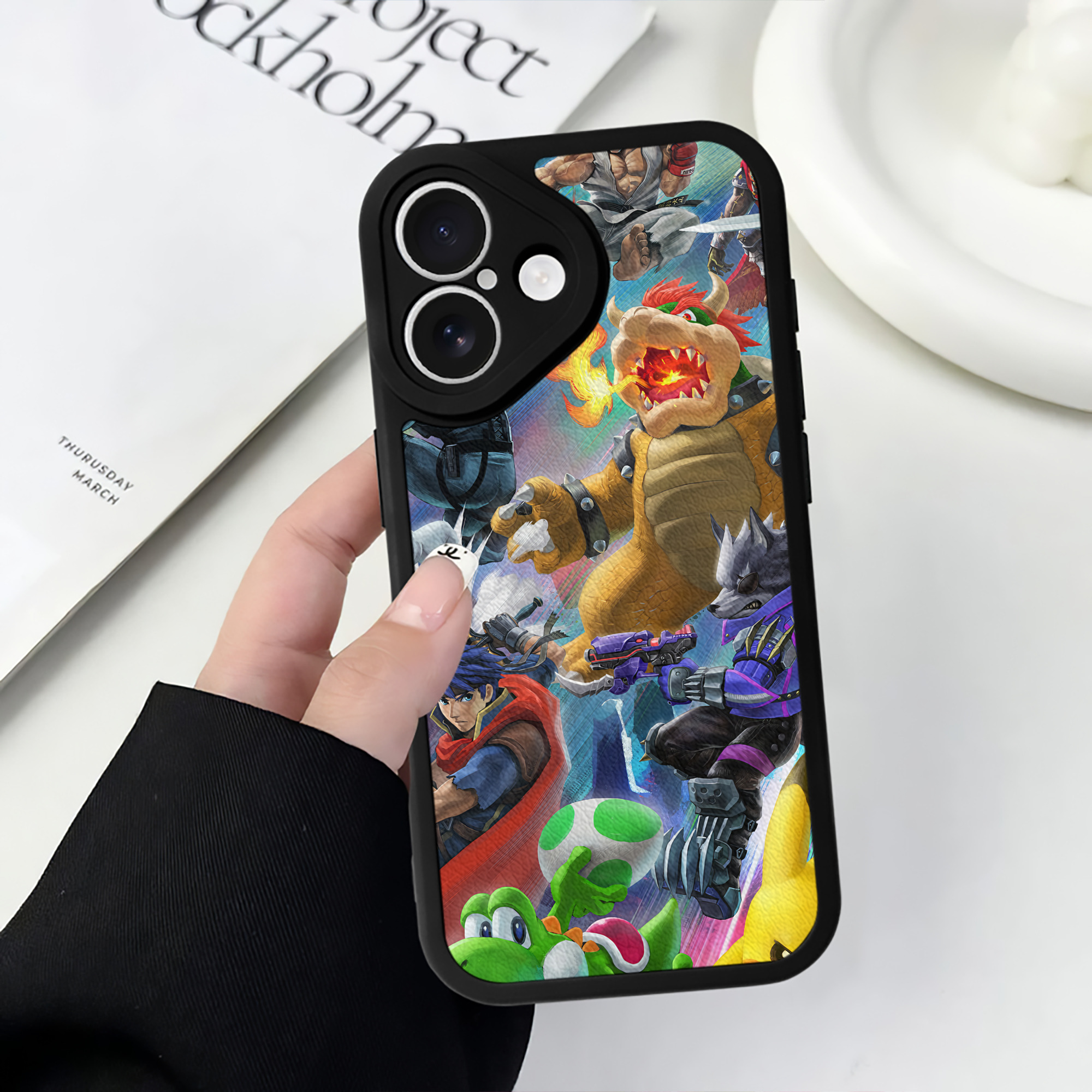 （画像用） ポケットモンスター Pokémon 【iPhone 16シリーズ対応】シリコンスマホケース（レザー調） 材質：シリコン